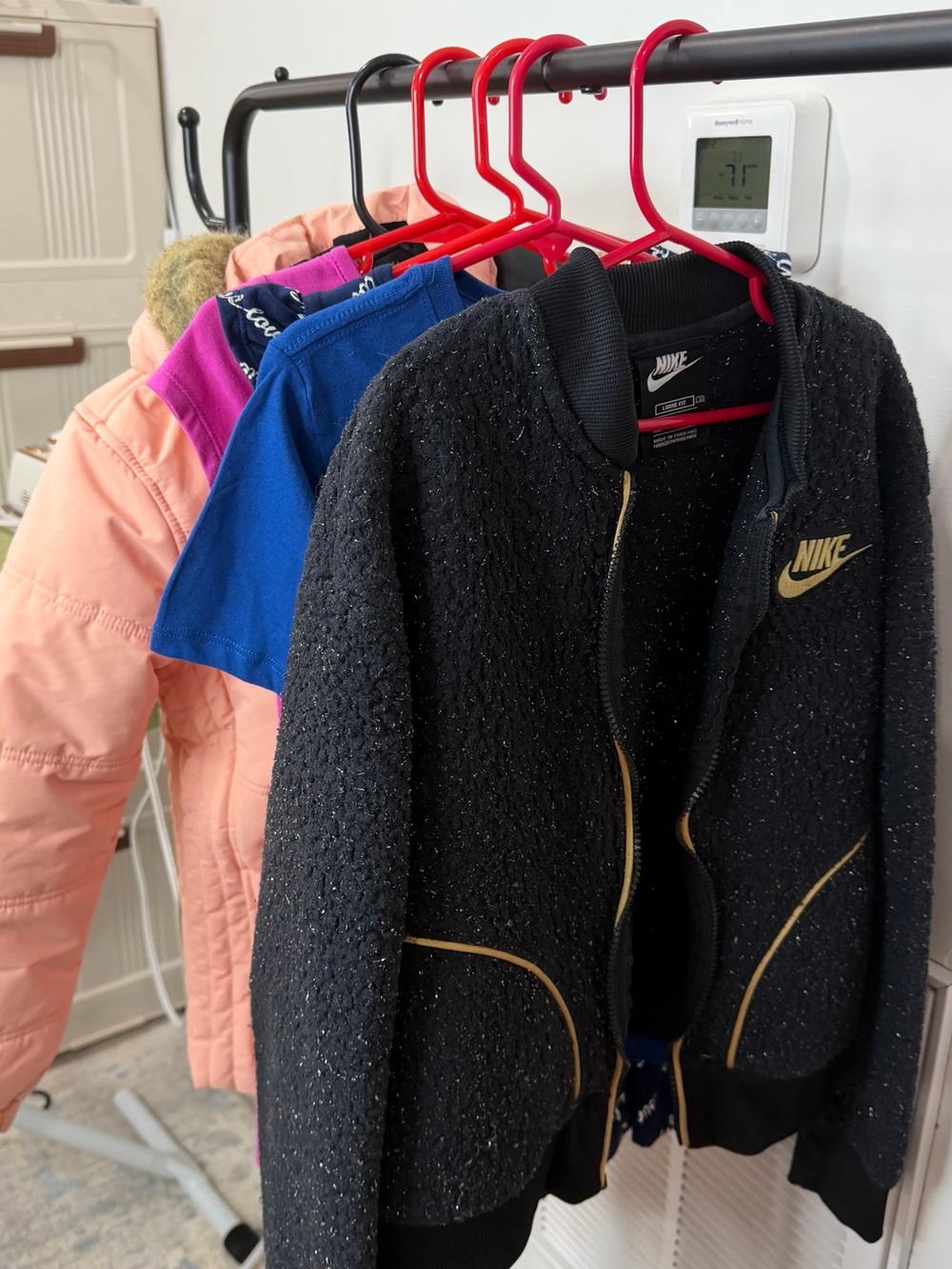 Girls 5-7 Clothing Lot Guess Nike Disney Stitch Iceburg 5 Piece Set